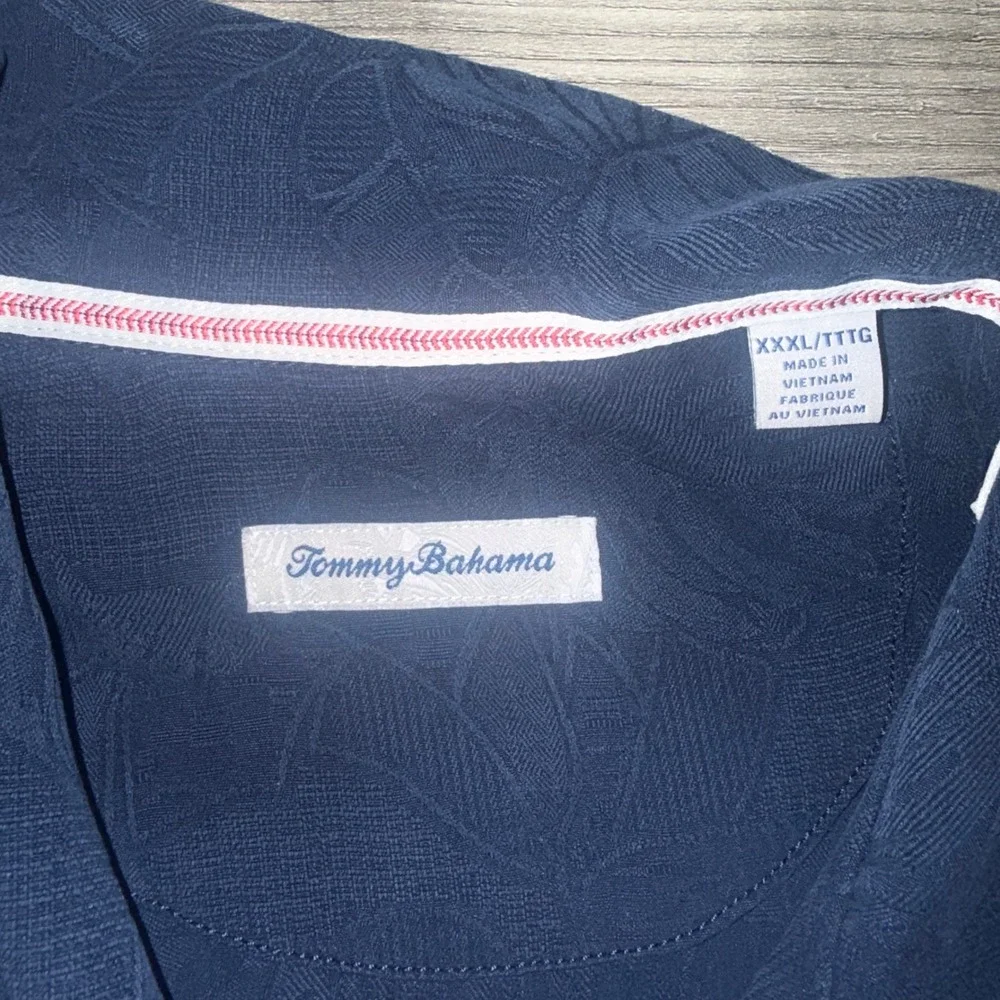 Tommy Bahama Atlanta Braves Silk Camp Shirt XXXL MLB Hawaiian Button Up